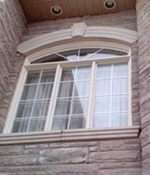 window-surround-keystone-Heads-lentils-architectural-cast-stone-precast